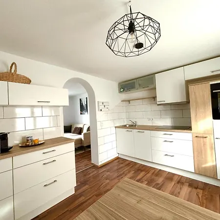 Cove Apartment *